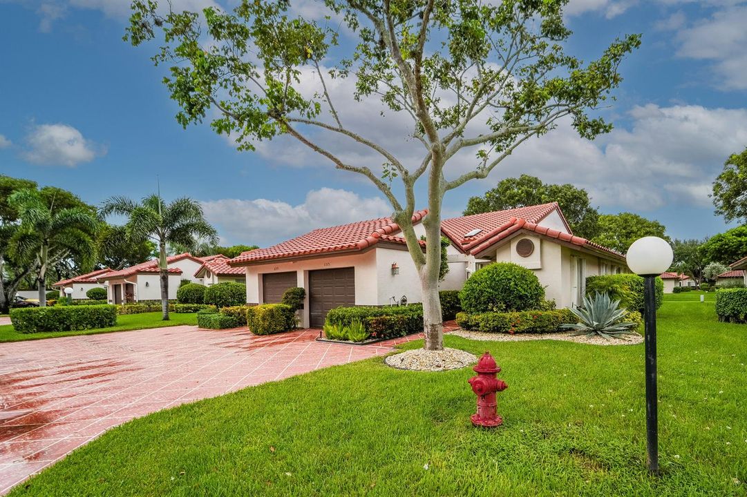 6375 mill pointe circle-10