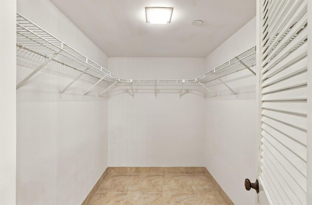 Walk In Closet