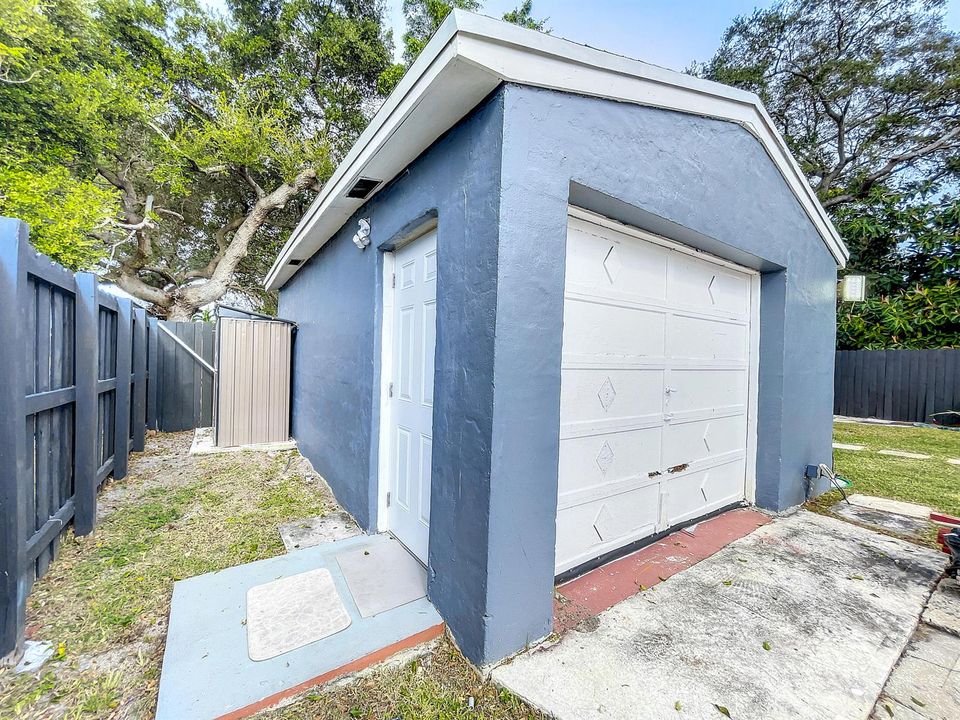 2649 Johnson Street-53