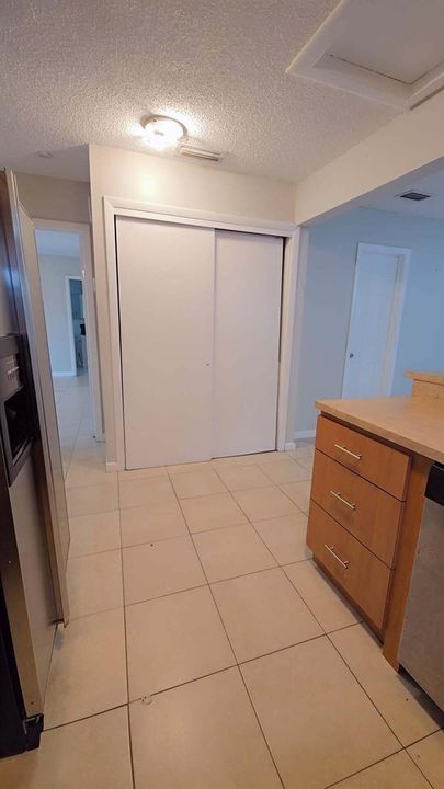 2521MANORB19