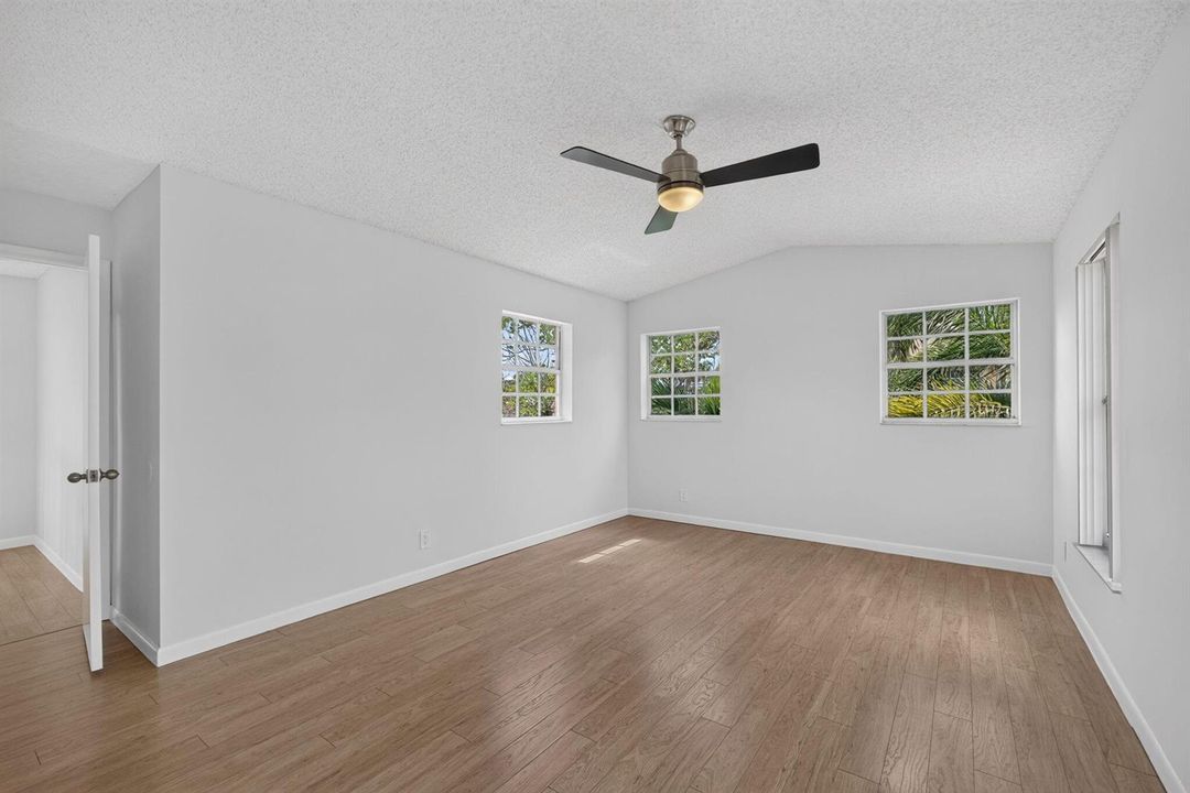 26-web-or-mls-5D1A3508
