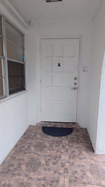 2521MANORA1