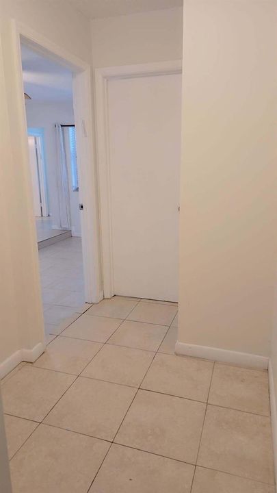 2521MANORA19