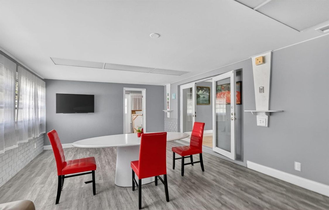 Versatile Family Room