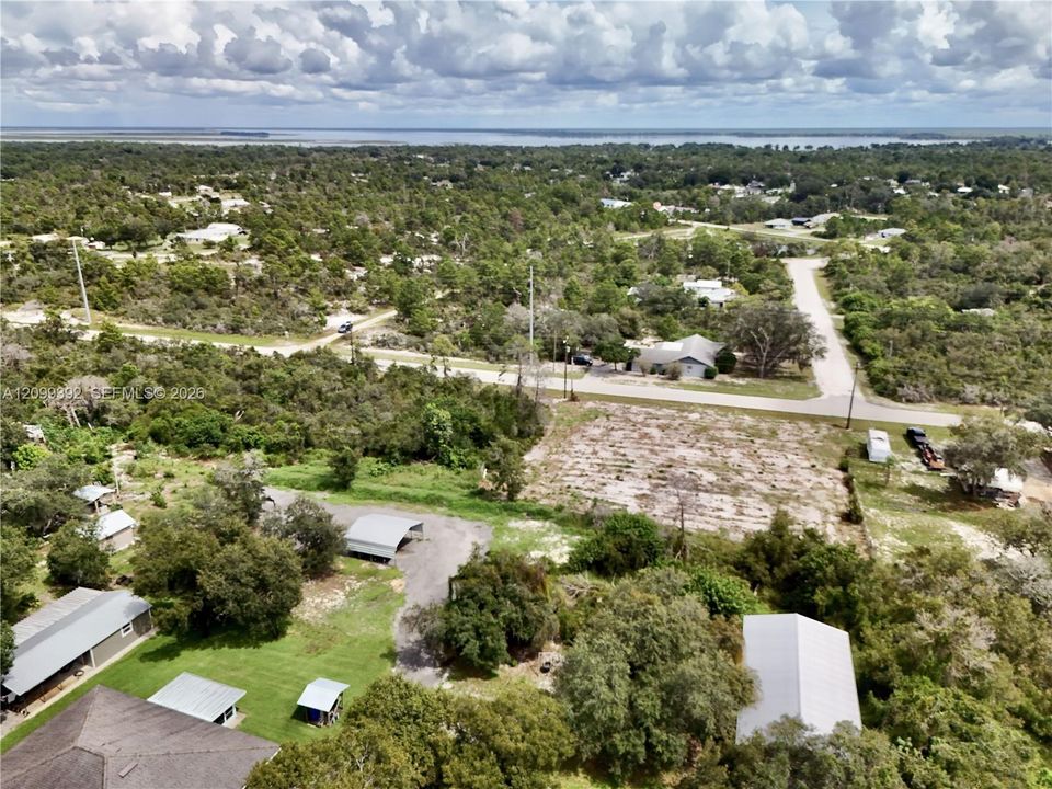 На продажу: $17,000 (0.26 acres)