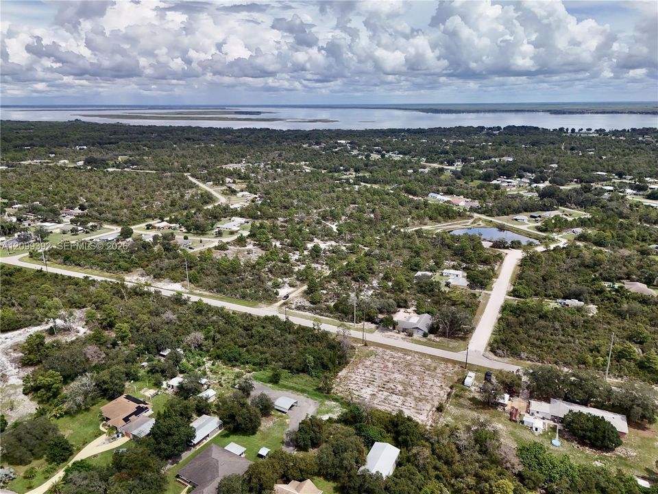 На продажу: $17,000 (0.26 acres)