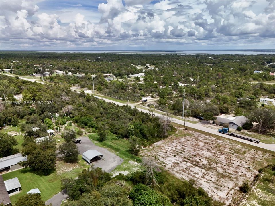 На продажу: $17,000 (0.26 acres)