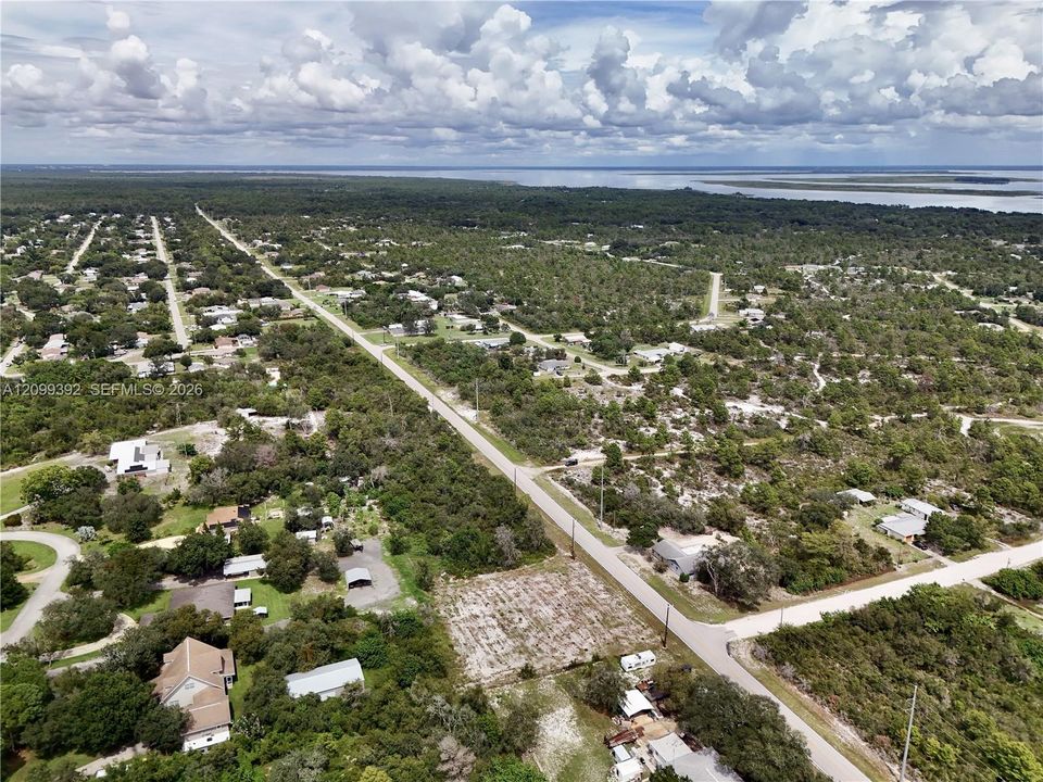 На продажу: $17,000 (0.26 acres)