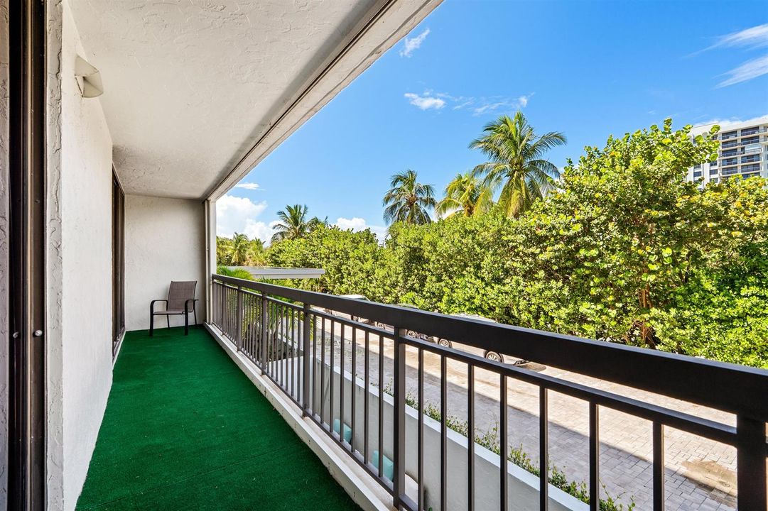 BALCONY