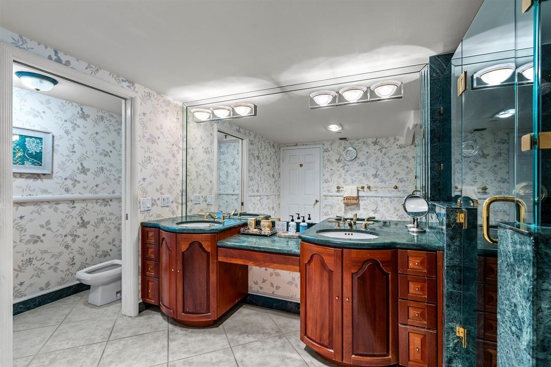PRIMARY BATH