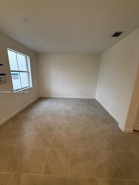 For Rent: $2,390 (3 beds, 2 baths, 0 Square Feet)