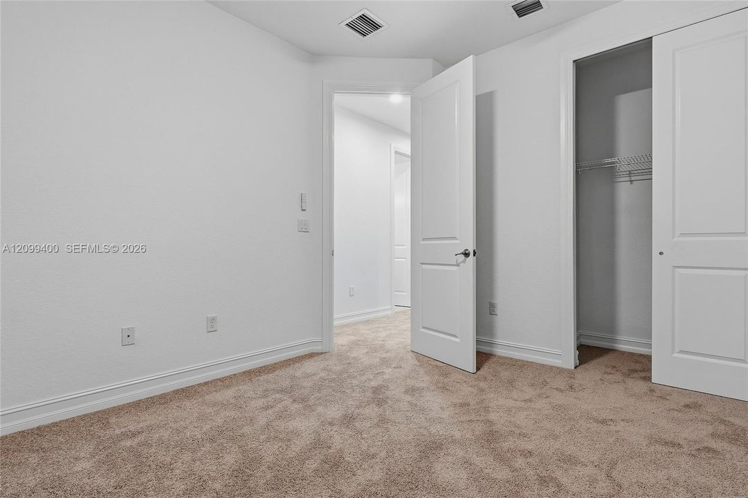 В аренду: $3,800 (3 спален, 2 ванн, 0 Квадратных фут)