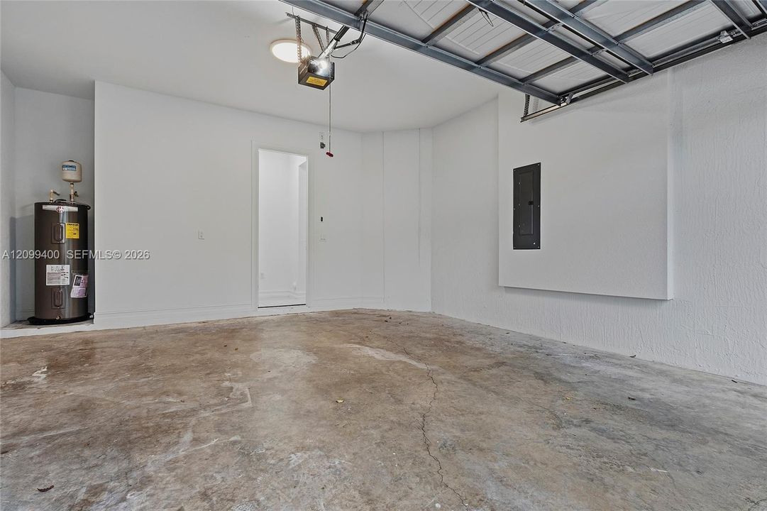 В аренду: $3,800 (3 спален, 2 ванн, 0 Квадратных фут)