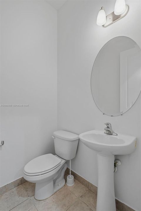 В аренду: $3,800 (3 спален, 2 ванн, 0 Квадратных фут)