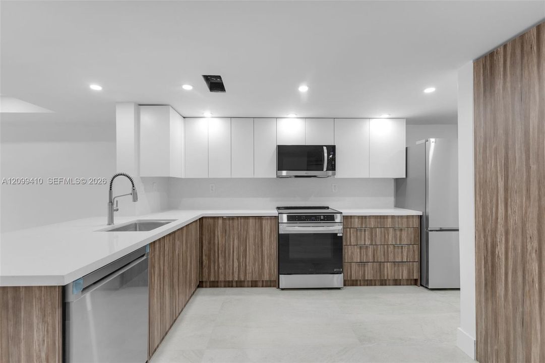 For Sale: $660,000 (3 beds, 2 baths, 1788 Square Feet)