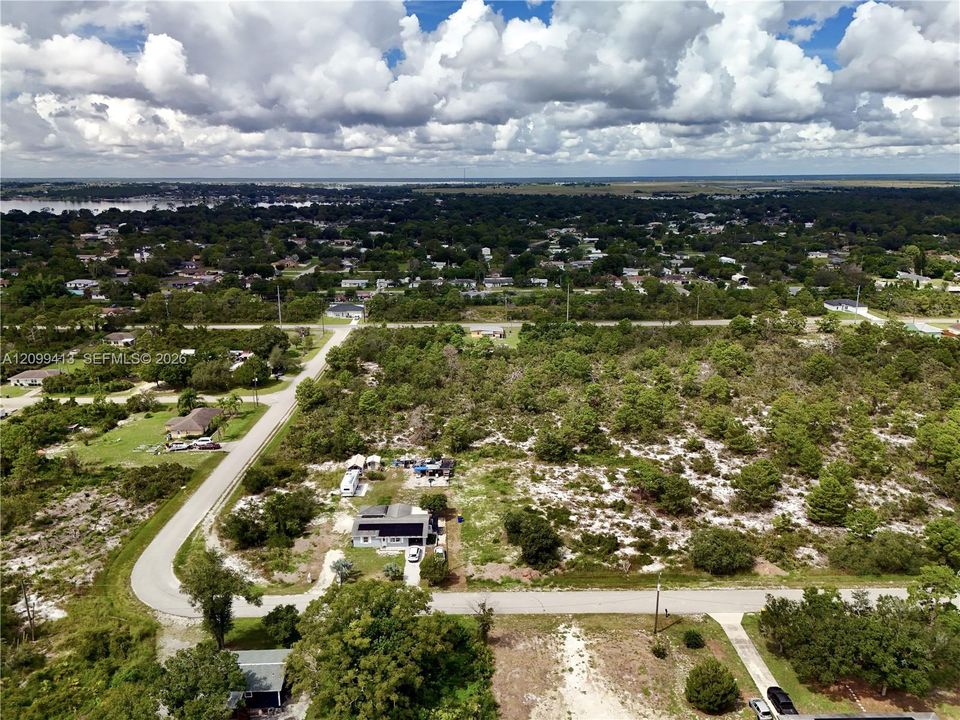 待售: $17,000 (0.26 acres)