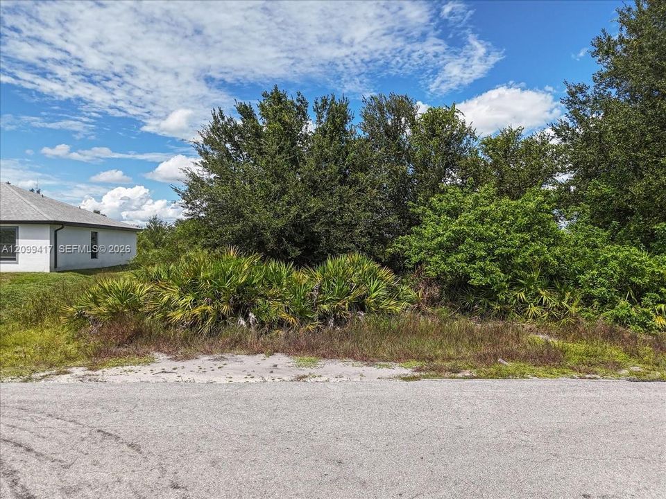En Venta: $26,000 (0.25 acres)