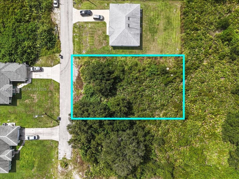 En Venta: $26,000 (0.25 acres)
