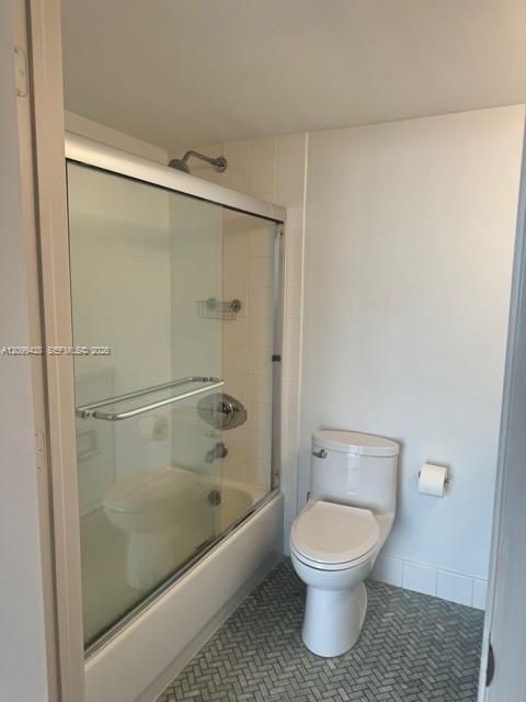 В аренду: $3,500 (2 спален, 2 ванн, 950 Квадратных фут)