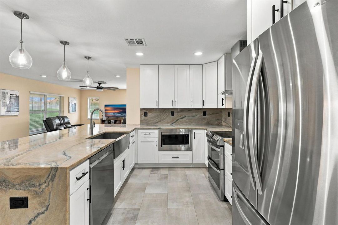 Fully Renovated Kitchen