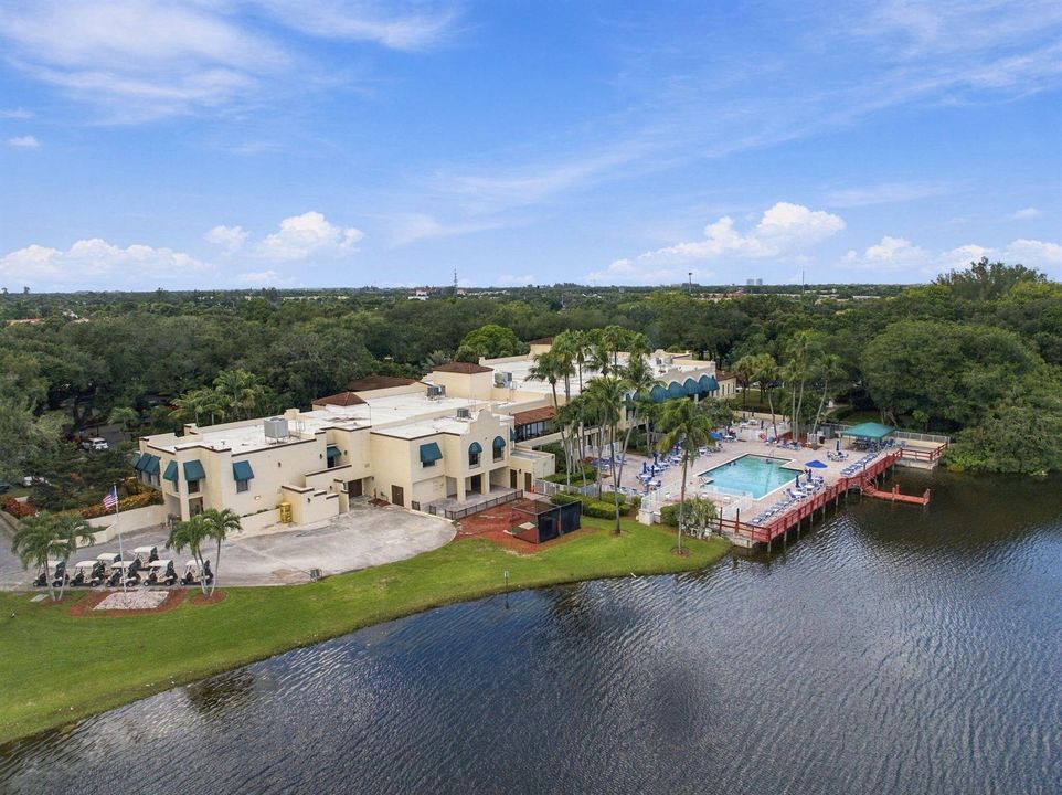 30-web-or-mls-1502-whitehall-dr-305