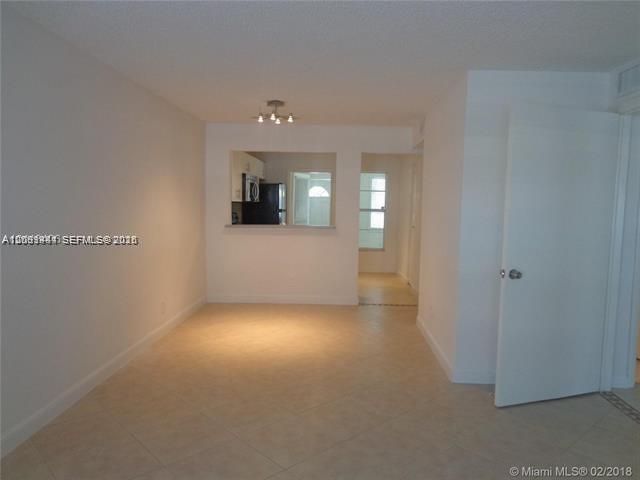 For Rent: $1,980 (2 beds, 1 baths, 1000 Square Feet)