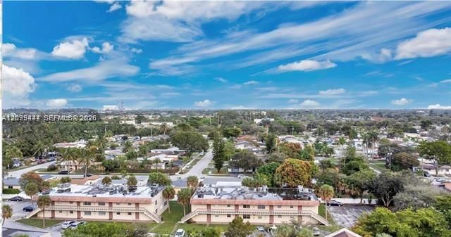 For Rent: $1,980 (2 beds, 1 baths, 1000 Square Feet)