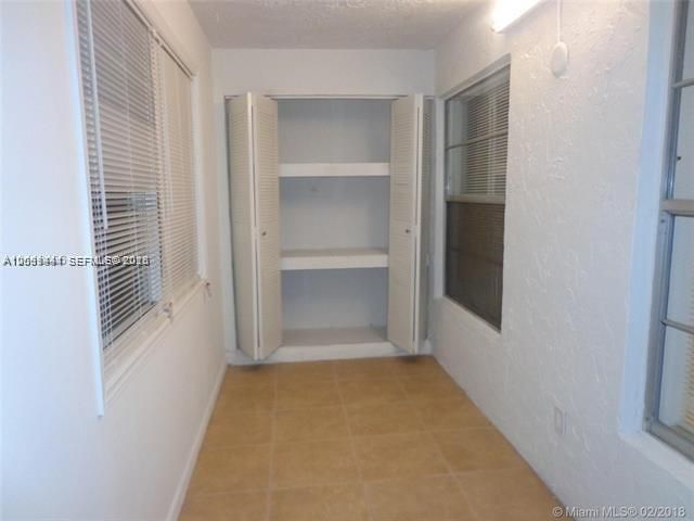 For Rent: $1,980 (2 beds, 1 baths, 1000 Square Feet)