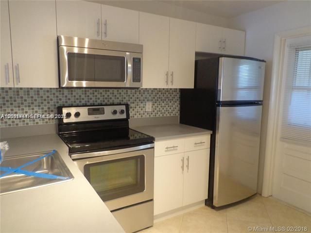 For Rent: $1,980 (2 beds, 1 baths, 1000 Square Feet)