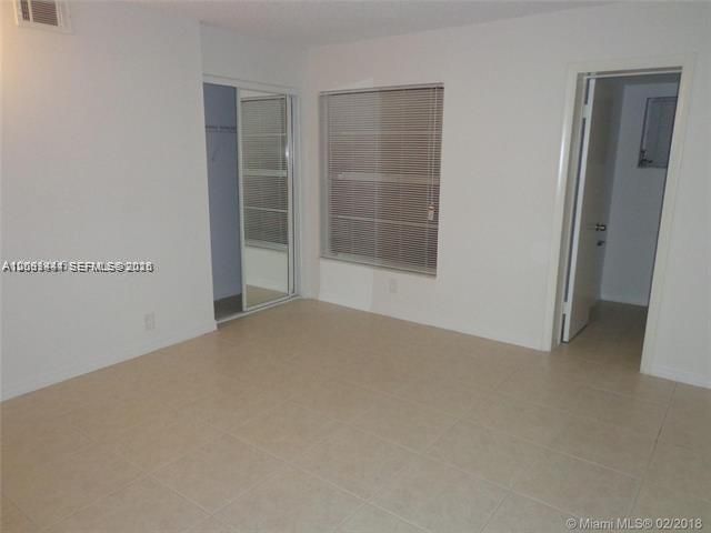 For Rent: $1,980 (2 beds, 1 baths, 1000 Square Feet)