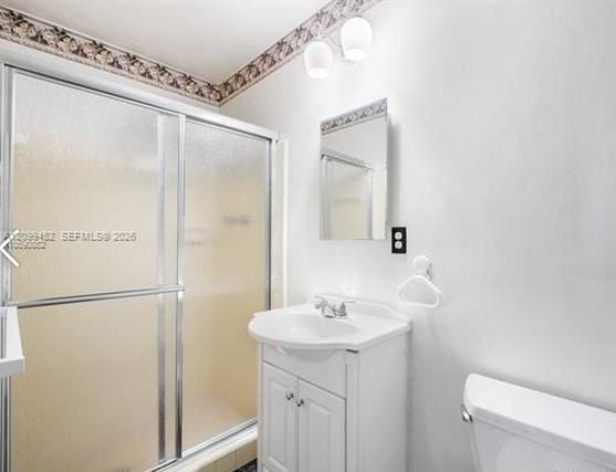 En Renta: $3,300 (3 camas, 2 baños, 1725 Pies cuadrados)