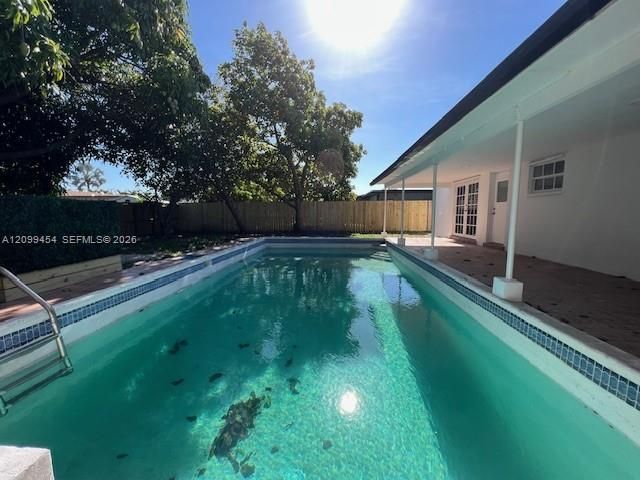 En Renta: $3,840 (4 camas, 2 baños, 1549 Pies cuadrados)
