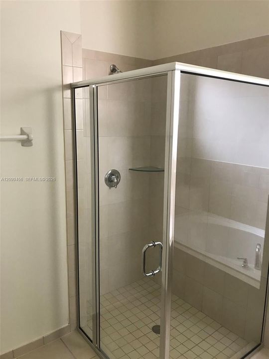 На продажу: $685,000 (4 спален, 3 ванн, 2267 Квадратных фут)