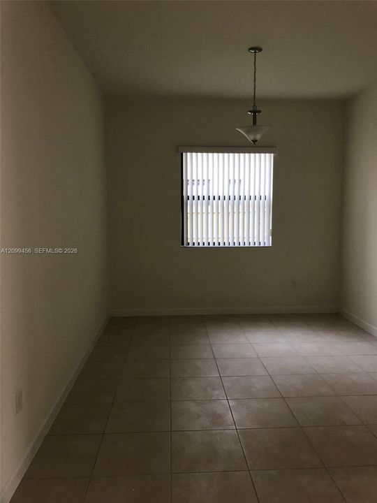 На продажу: $685,000 (4 спален, 3 ванн, 2267 Квадратных фут)