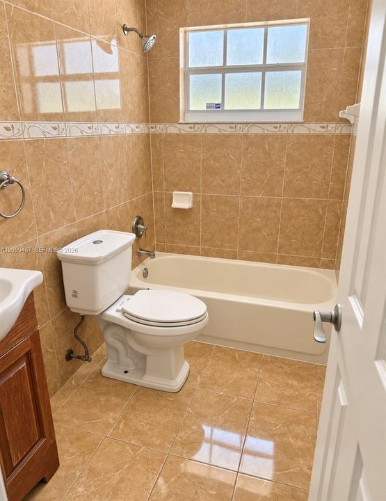 В аренду: $3,500 (3 спален, 2 ванн, 1434 Квадратных фут)