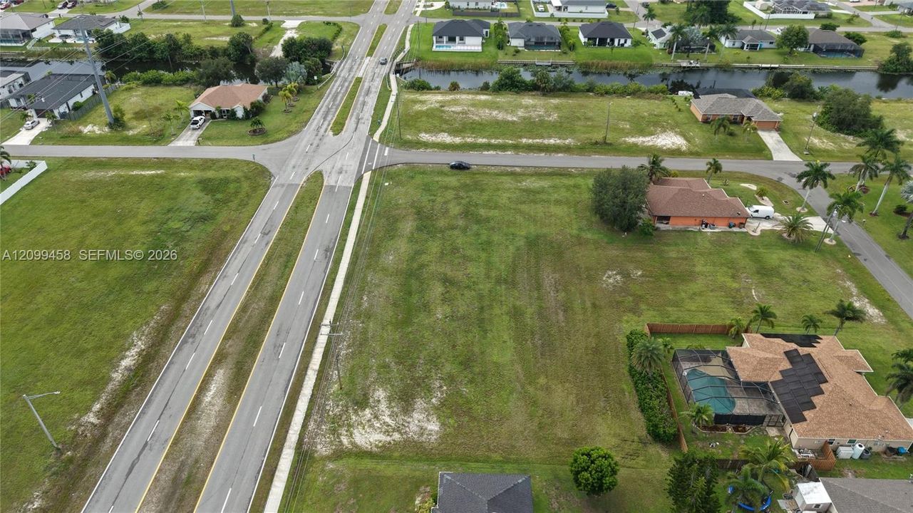 待售: $50,000 (0.23 acres)
