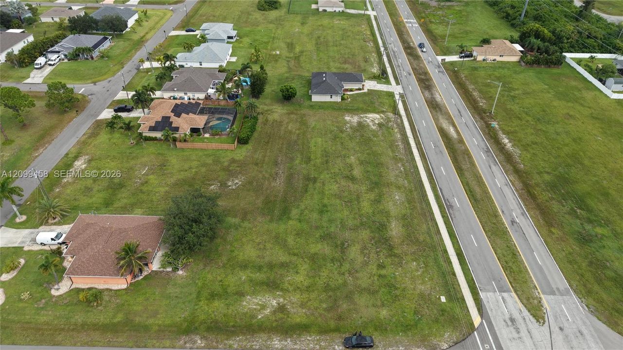 待售: $50,000 (0.23 acres)