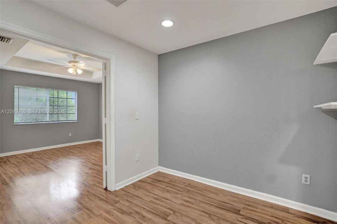 For Rent: $2,200 (3 beds, 2 baths, 1481 Square Feet)