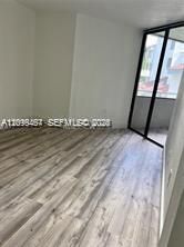 В аренду: $1,900 (1 спален, 1 ванн, 796 Квадратных фут)