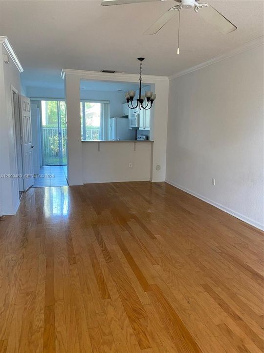 For Rent: $2,300 (2 beds, 2 baths, 1280 Square Feet)
