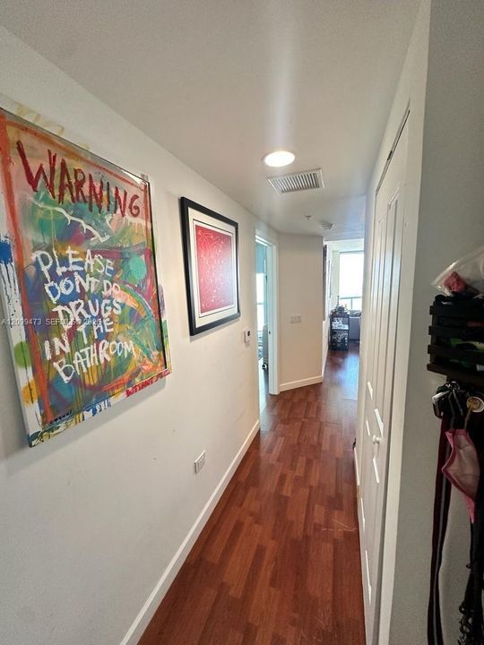 В аренду: $3,100 (1 спален, 1 ванн, 828 Квадратных фут)