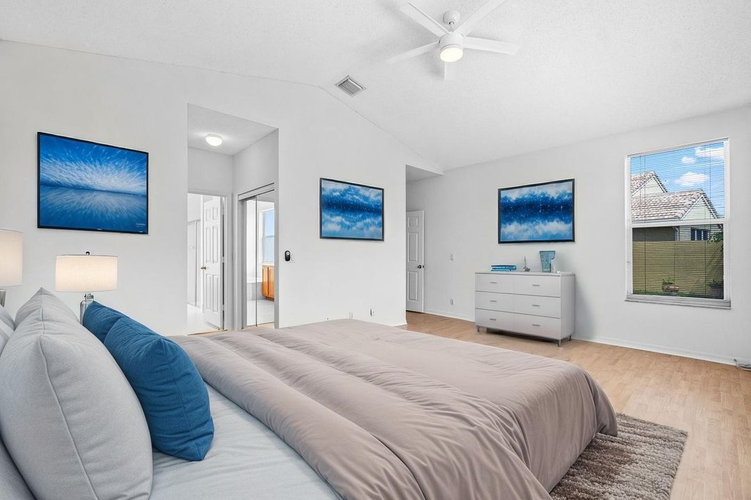9193-Cove-Point-Cir-(24) - Bedroom - Sta