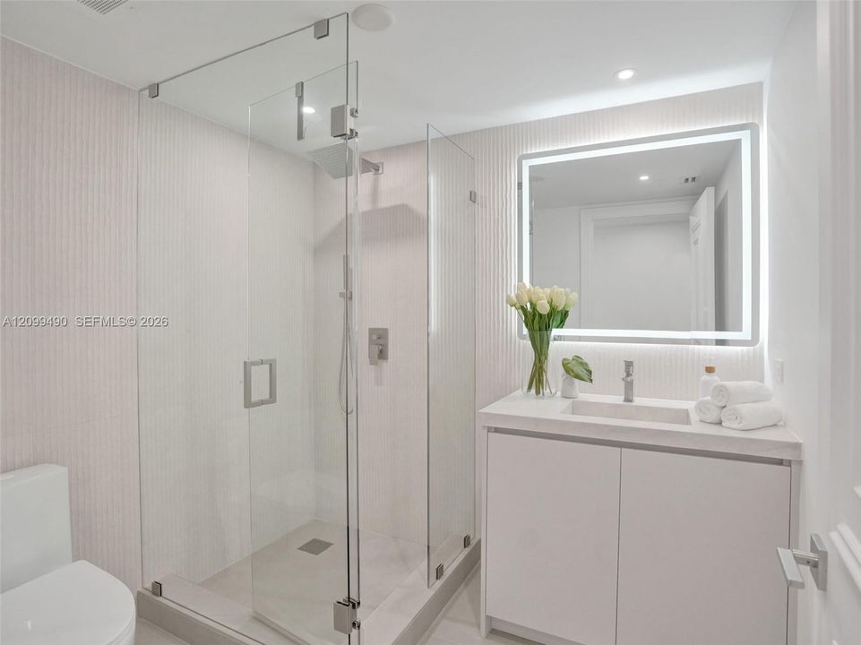 2nd bathroom