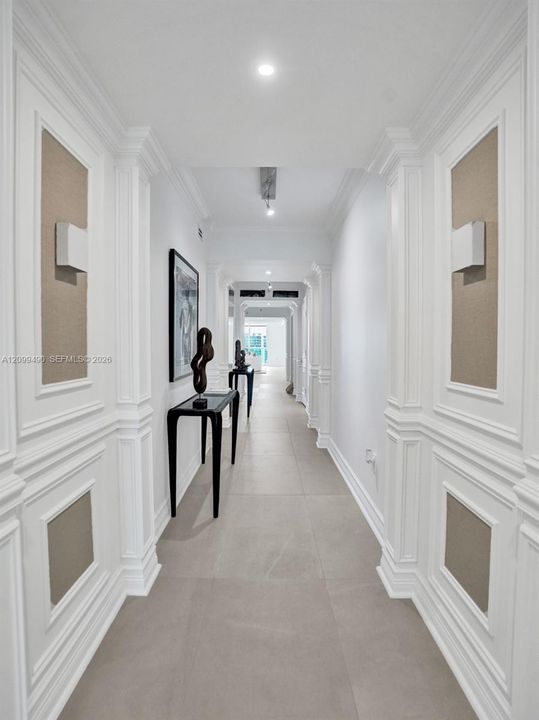 hallway to the bedrooms