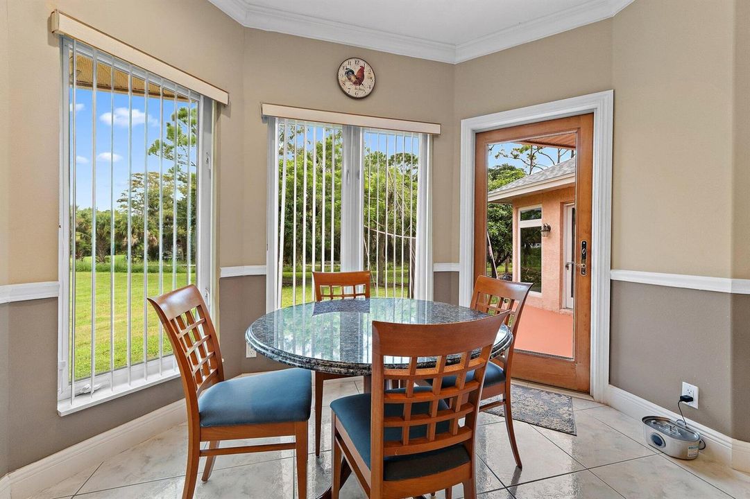 Breakfast Nook