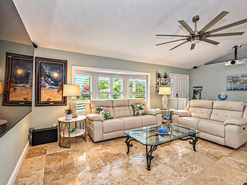 215 8th Ter Vero Beach