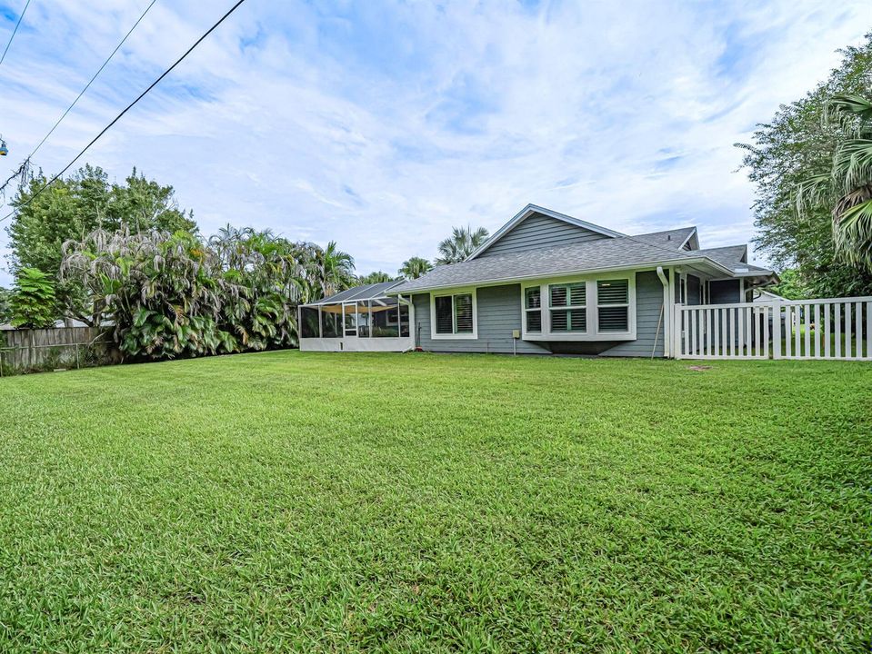 215 8th Ter Vero Beach