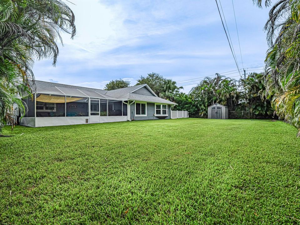 215 8th Ter Vero Beach