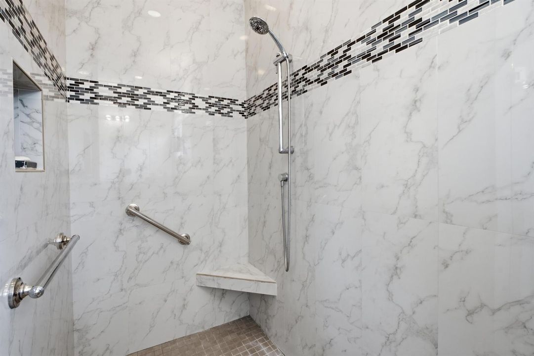31_beyc6abf342c70681
