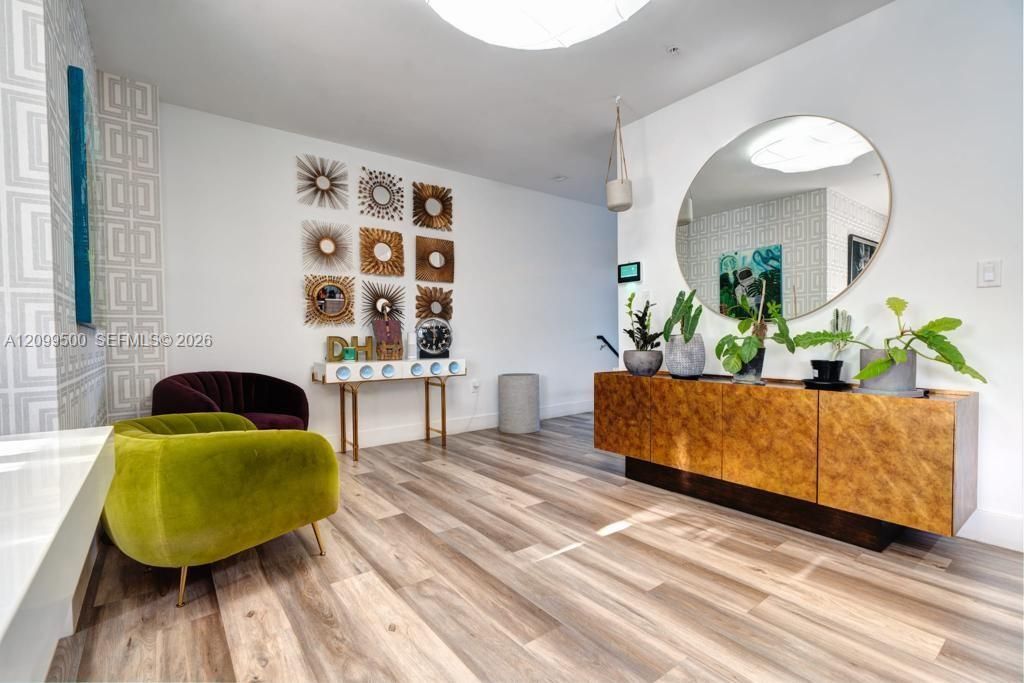 En Renta: $3,650 (2 camas, 3 baños, 1637 Pies cuadrados)
